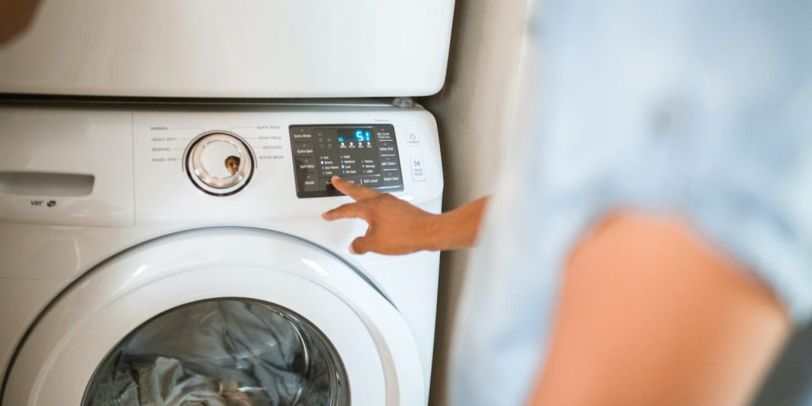 Organizacja pralni: Twój przewodnik po efektywnej przestrzeni do prania