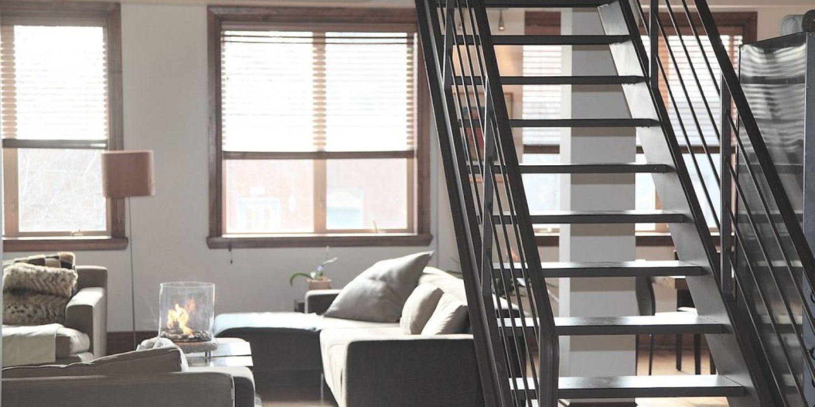 Barierki na schody - przewodnik dla tworzenia pięknych i bezpiecznych przestrzeni