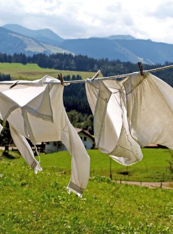Odkryj tajemnice symboli prania - przewodnik dla miłośników prania